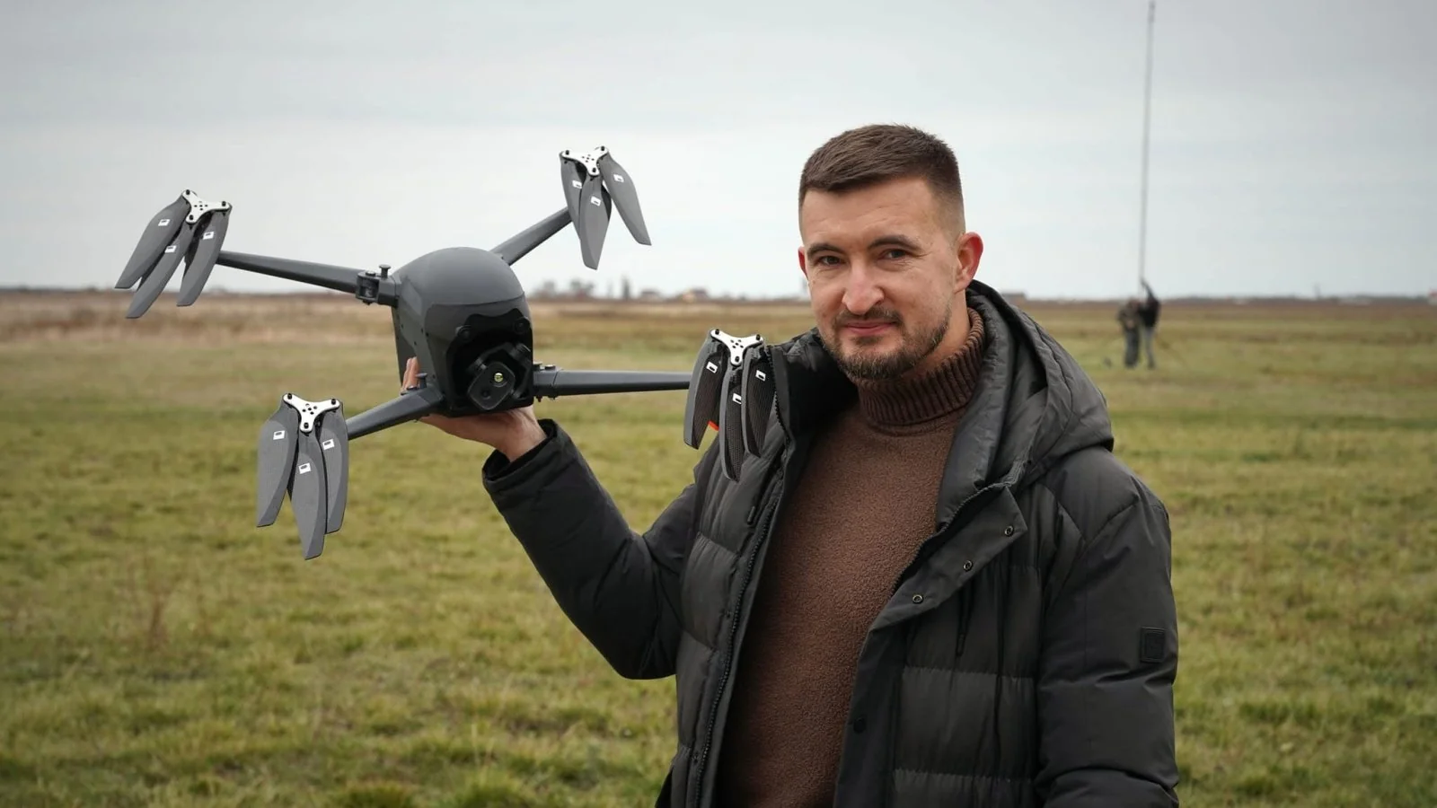 Ігор Федірко з безпілотником на полігоні